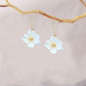 5 for $25 Elegant 14k Gold Plated Flower Earrings